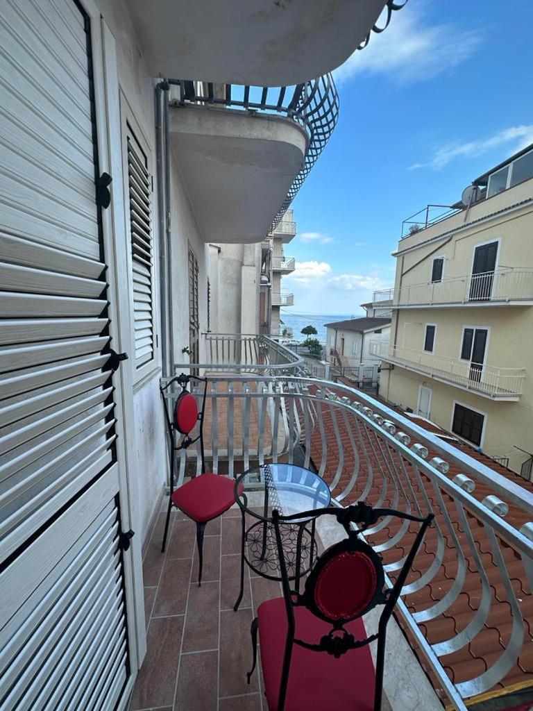 Casa Vacanza Riviera Dei Saraceni Требизачче Экстерьер фото