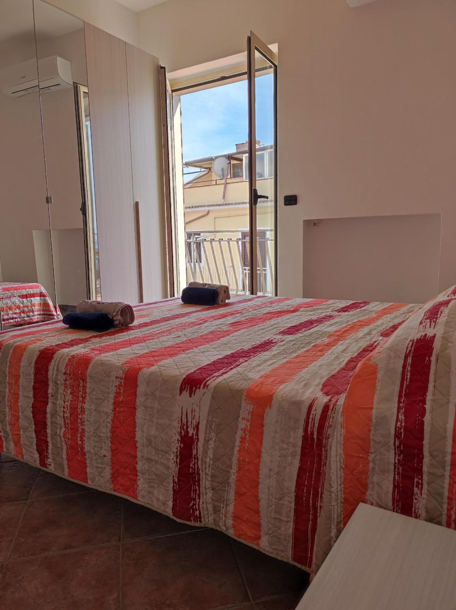 Casa Vacanza Riviera Dei Saraceni Требизачче Экстерьер фото